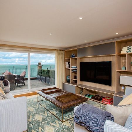 Solent View Apartment Каус Екстериор снимка