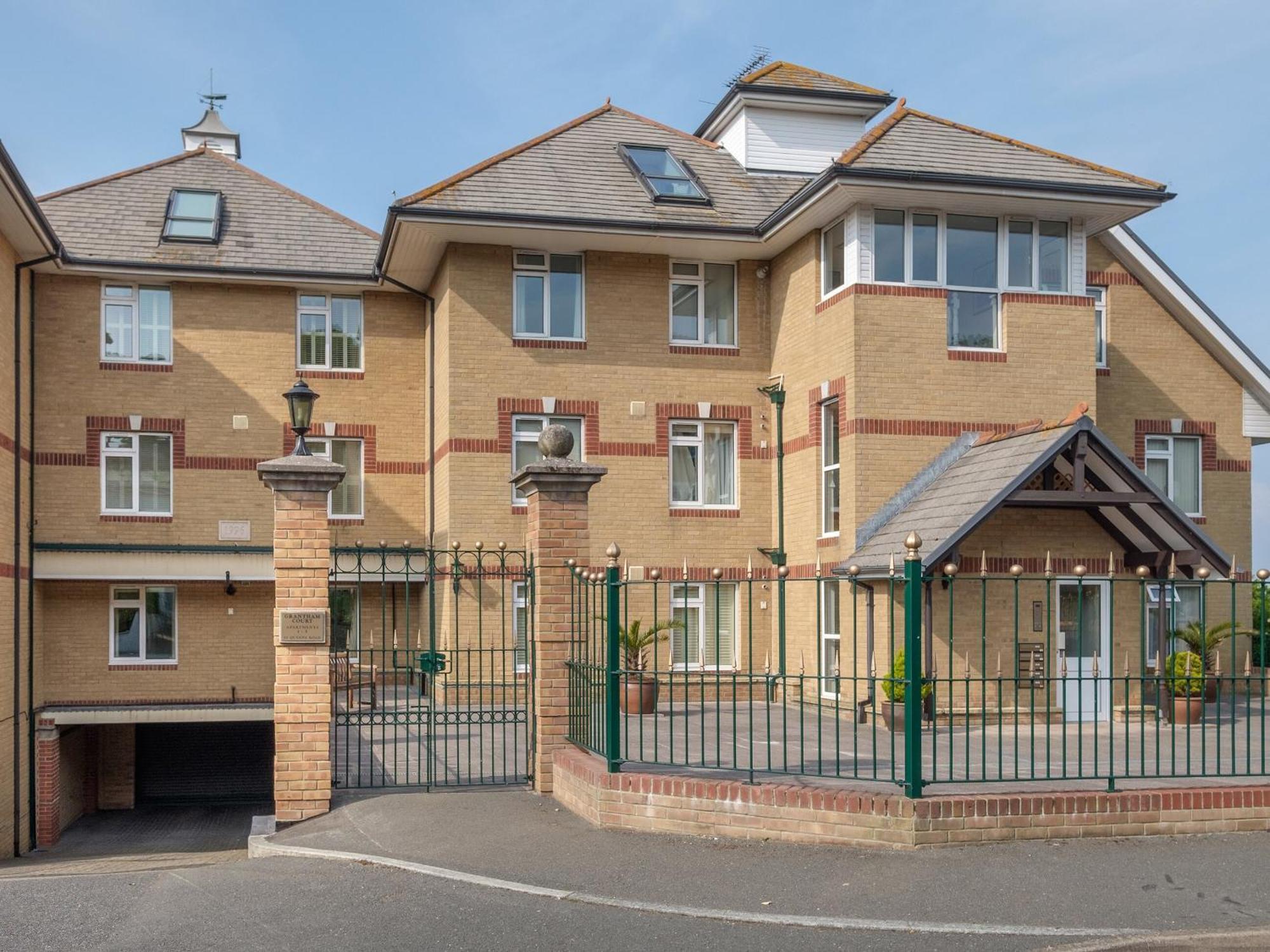 Solent View Apartment Каус Екстериор снимка