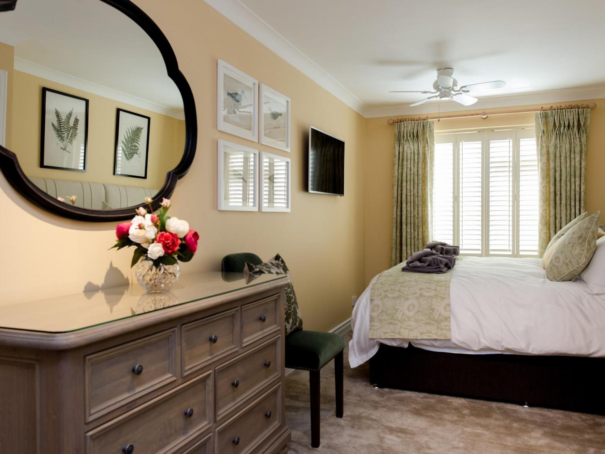 Solent View Apartment Каус Екстериор снимка